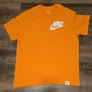 Nike Men's Bold Orange Tee With University Of Tennessee logo.